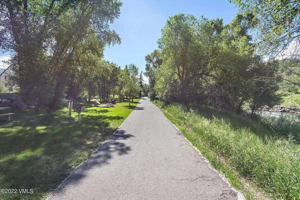 Beaver Creek 2 Bed 2 Bath Condo 1 Min Walk To Elk Lot Avon Exterior photo